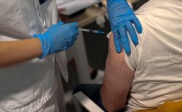 Avusturya’da Kovid-19 aşısı zorunluluğu kaldırılacak