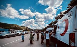 Türk Kızılay Bulgaristan-Sırbistan sınırında gurbetçilere destek veriyor