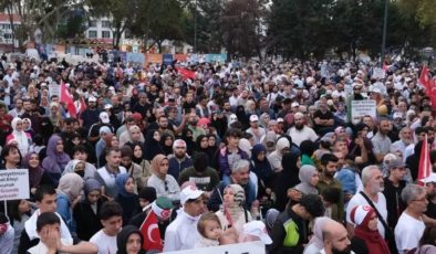 İstanbul’da LGBT’ye karşı ‘Büyük Aile Buluşması’ düzenlendi